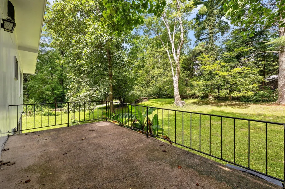 797 Cherokee Lane Signal Mountain, TN 37377