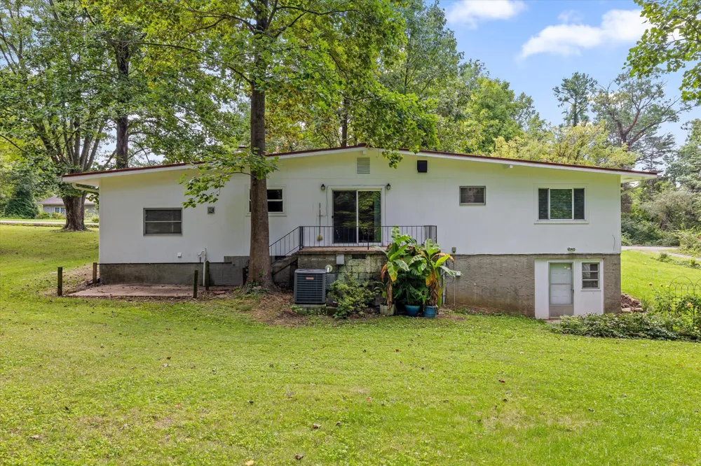 797 Cherokee Lane Signal Mountain, TN 37377