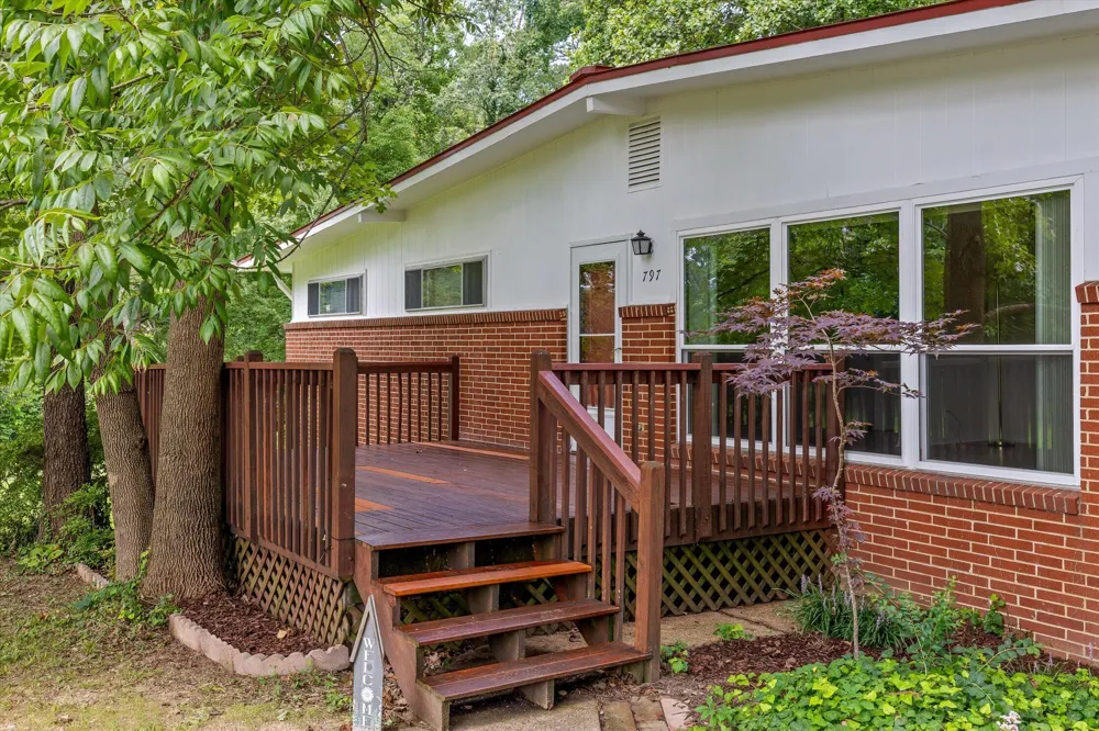 797 Cherokee Lane Signal Mountain, TN 37377