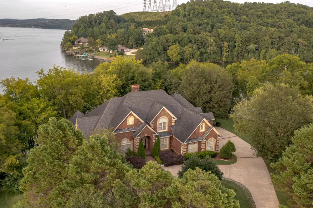 6322 Hamilton Island Road Harrison, TN 37341