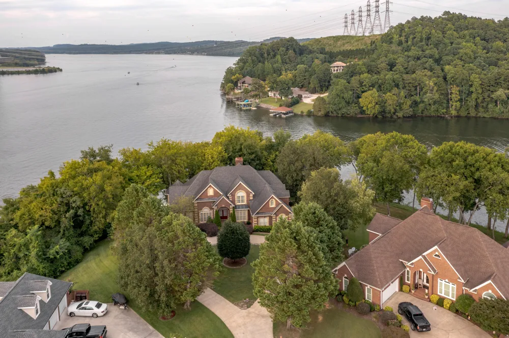 6322 Hamilton Island Road Harrison, TN 37341