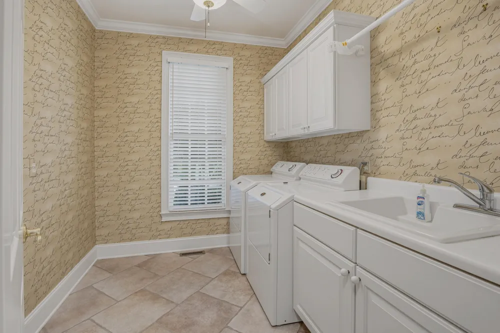 6322 Hamilton Island Road Harrison, TN 37341