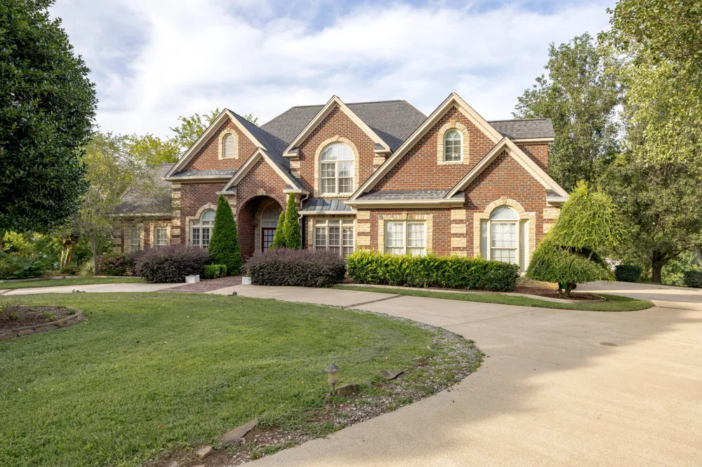 6322 Hamilton Island Road Harrison, TN 37341