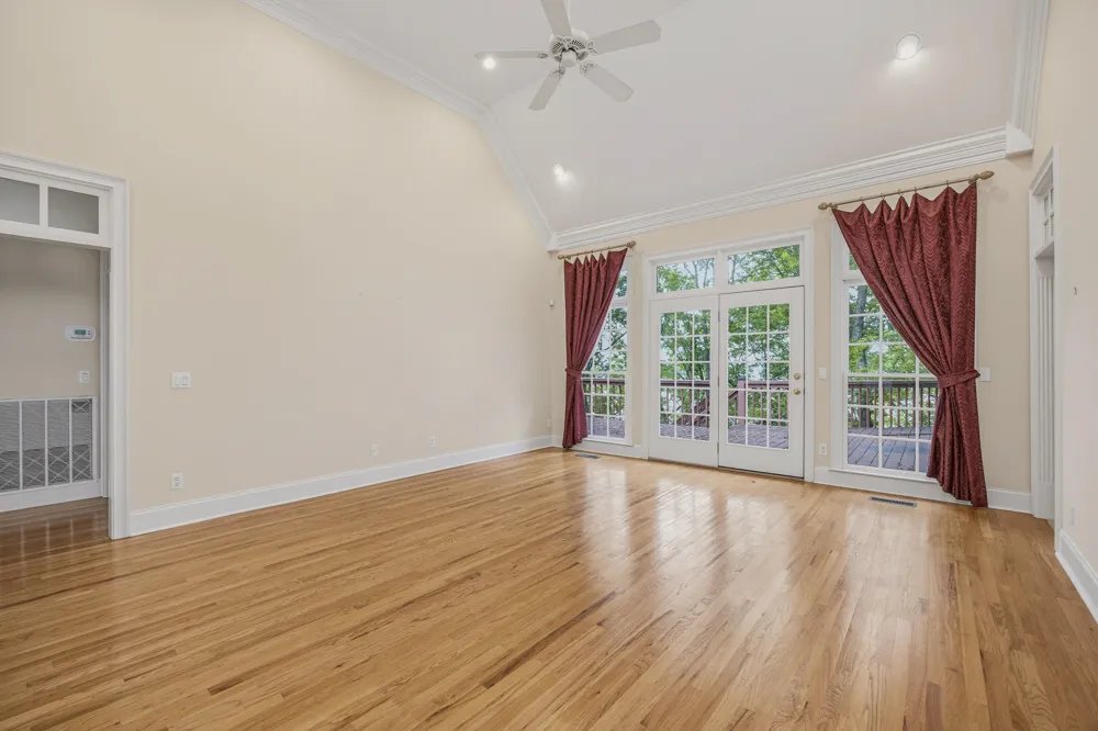 6322 Hamilton Island Road Harrison, TN 37341