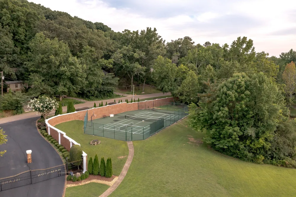 6322 Hamilton Island Road Harrison, TN 37341