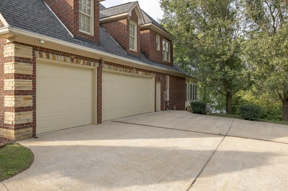 6322 Hamilton Island Road Harrison, TN 37341