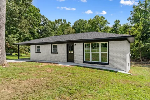 128 Robinhood Way