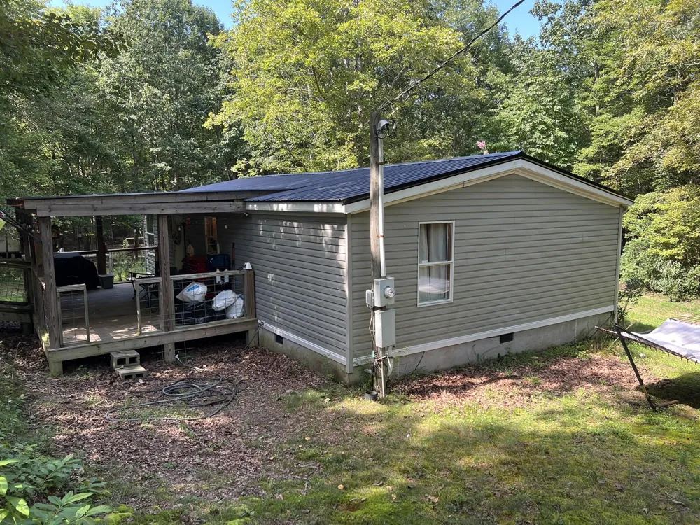 754 Dale Trail Menlo, GA 30731