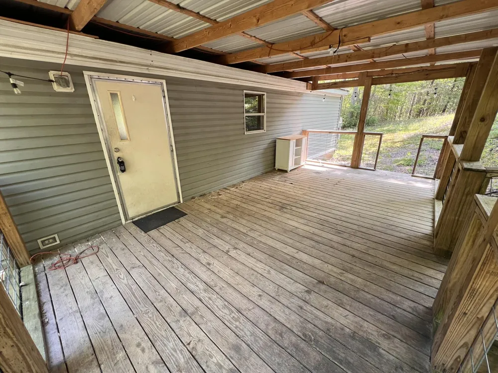 754 Dale Trail Menlo, GA 30731