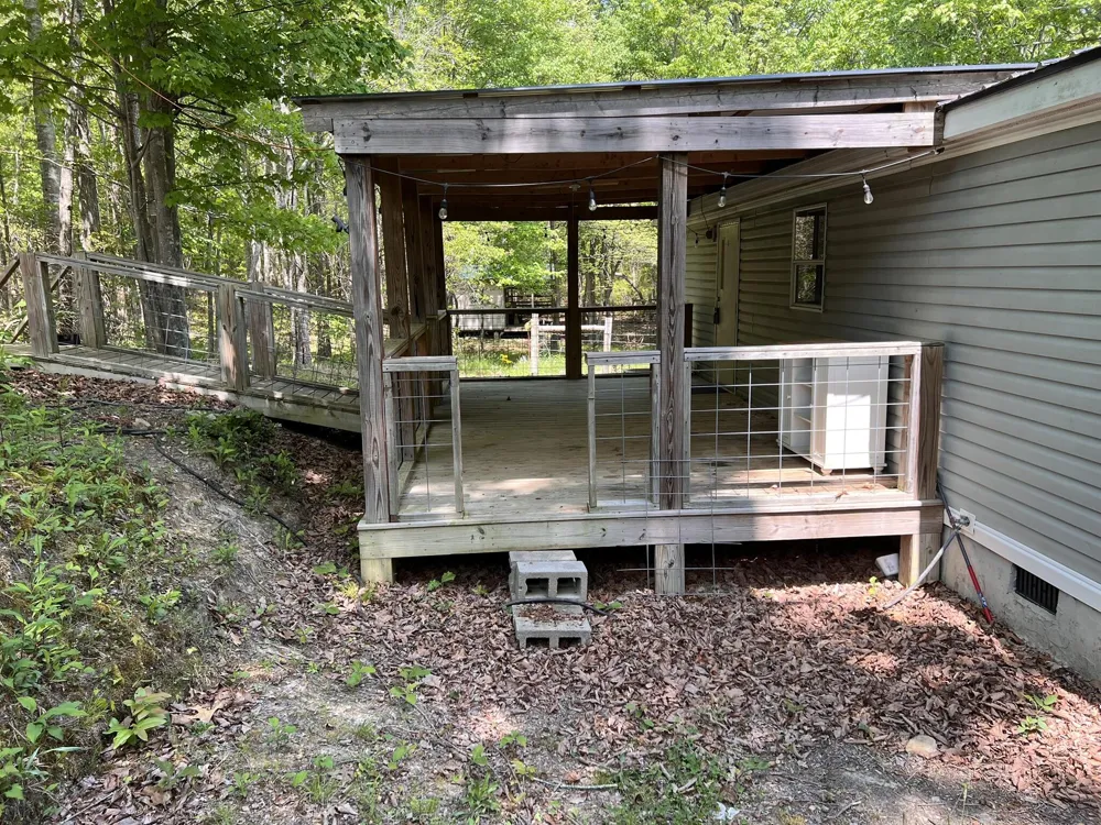754 Dale Trail Menlo, GA 30731
