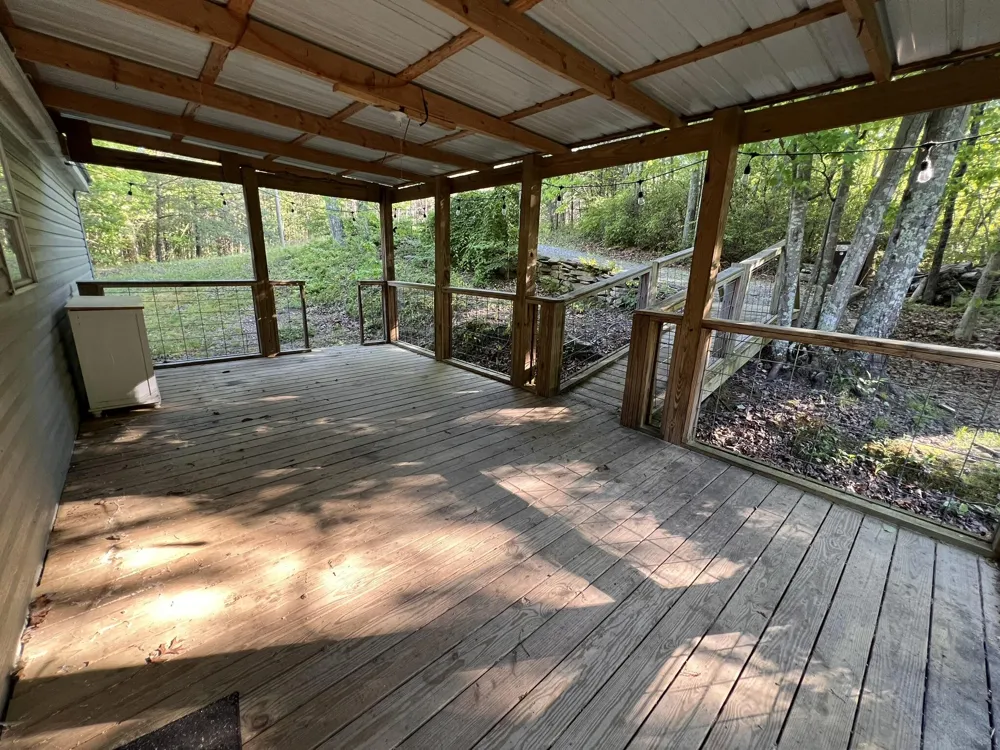 754 Dale Trail Menlo, GA 30731