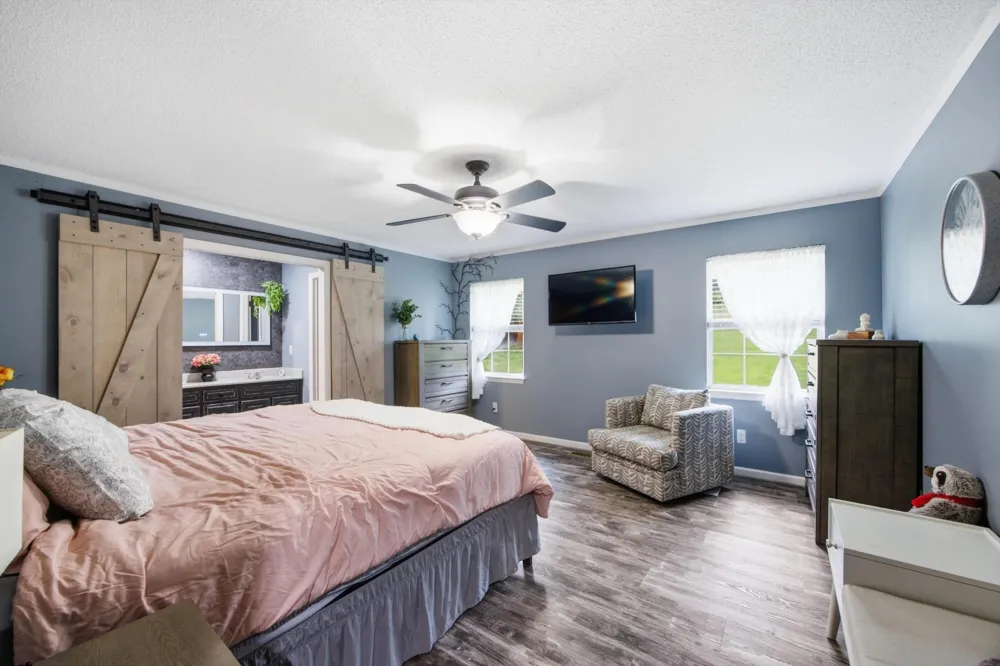 717 Ashbrook Drive Hixson, TN 37343