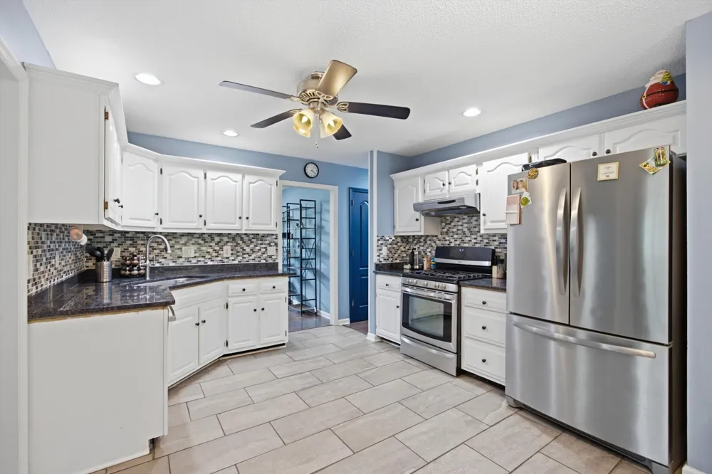 717 Ashbrook Drive Hixson, TN 37343