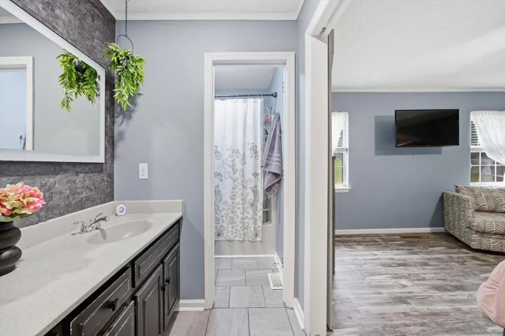 717 Ashbrook Drive Hixson, TN 37343