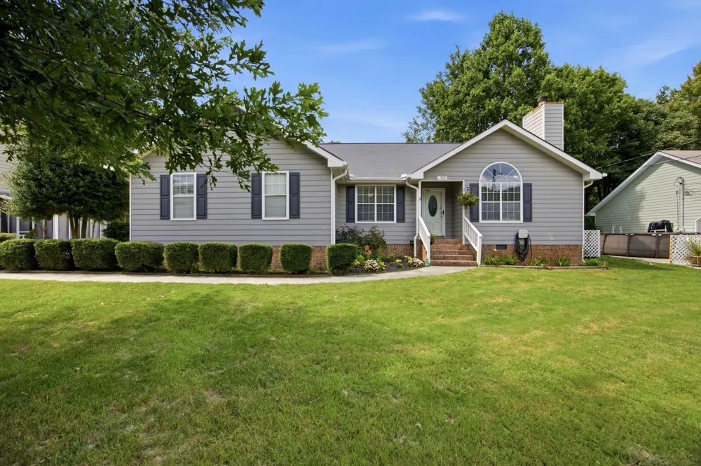 717 Ashbrook Drive Hixson, TN 37343