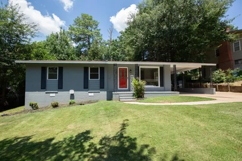 3727 Lyn Drive