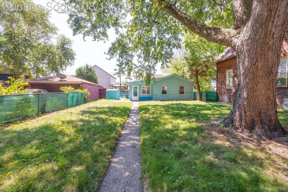 54 Walnut Street River Rouge City, MI 48218