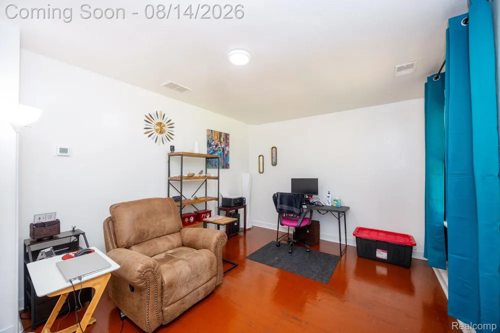54 Walnut Street River Rouge City, MI 48218