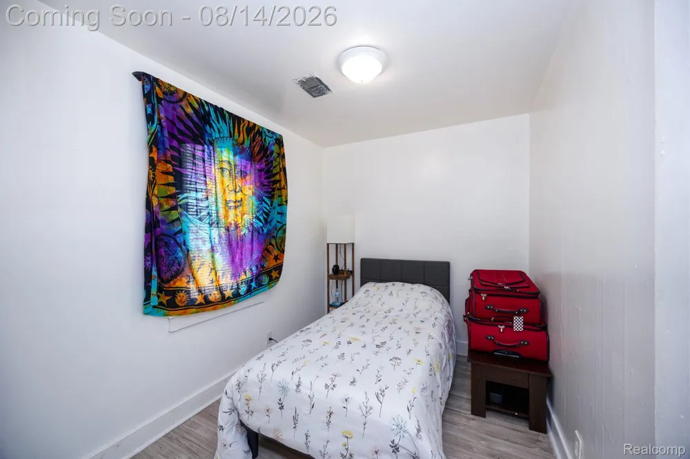 54 Walnut Street River Rouge City, MI 48218