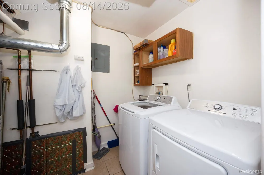 54 Walnut Street River Rouge City, MI 48218