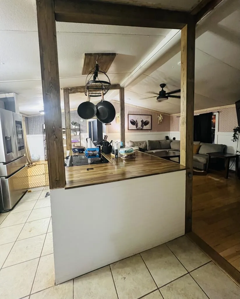 282 Friendly Lane McCaysville, GA 30555