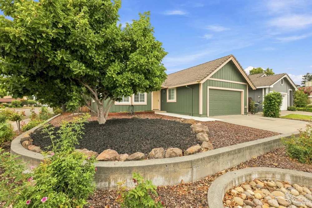 1101 Daniel Drive Petaluma, CA 94954