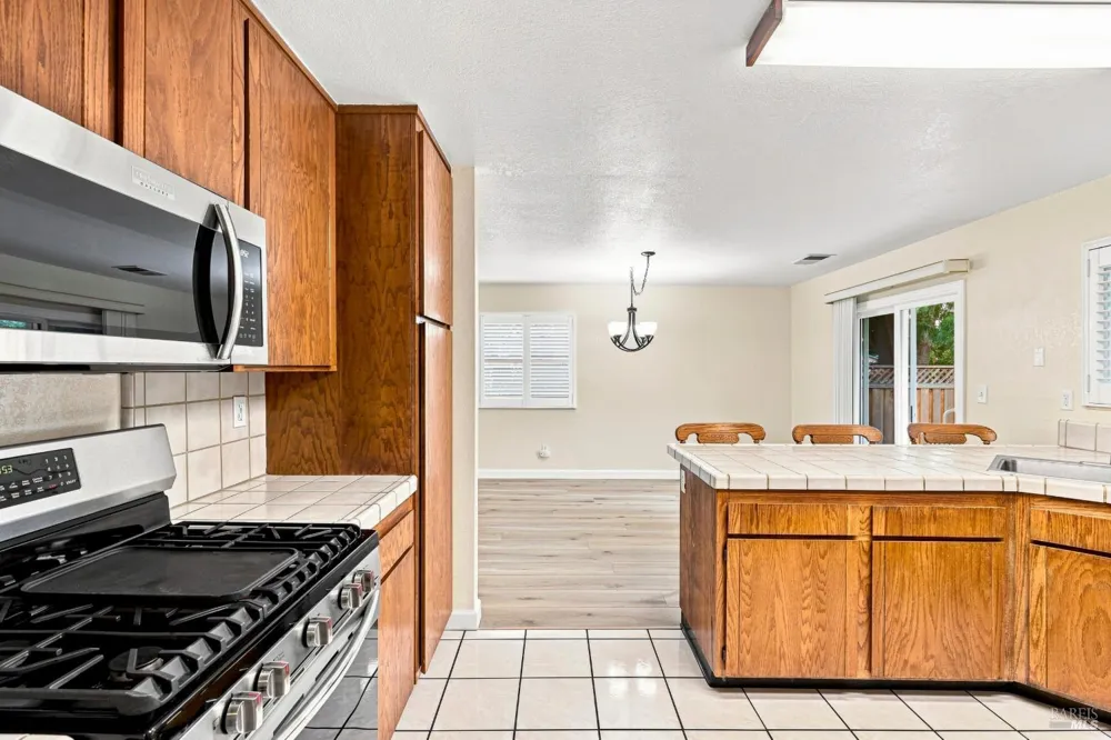 1101 Daniel Drive Petaluma, CA 94954