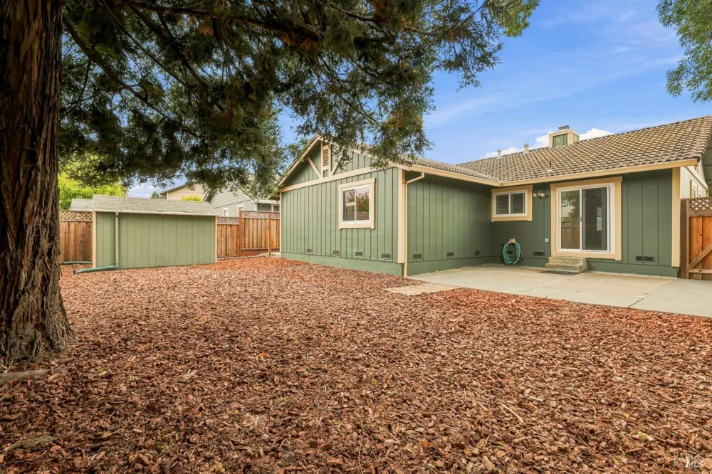 1101 Daniel Drive Petaluma, CA 94954