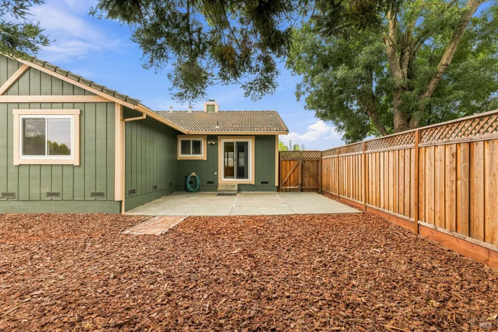 1101 Daniel Drive Petaluma, CA 94954