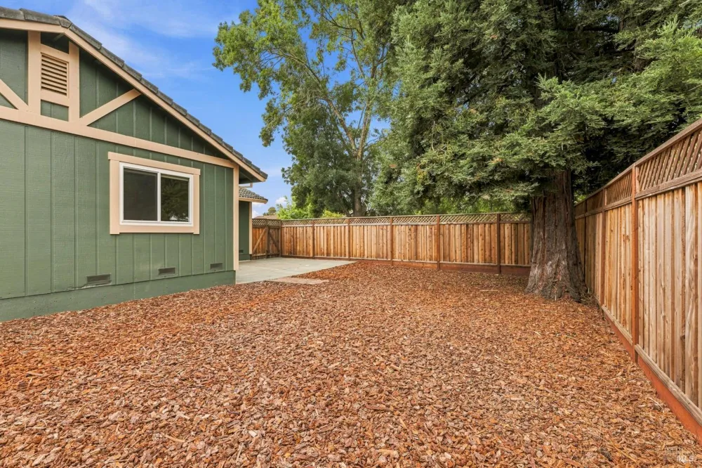 1101 Daniel Drive Petaluma, CA 94954