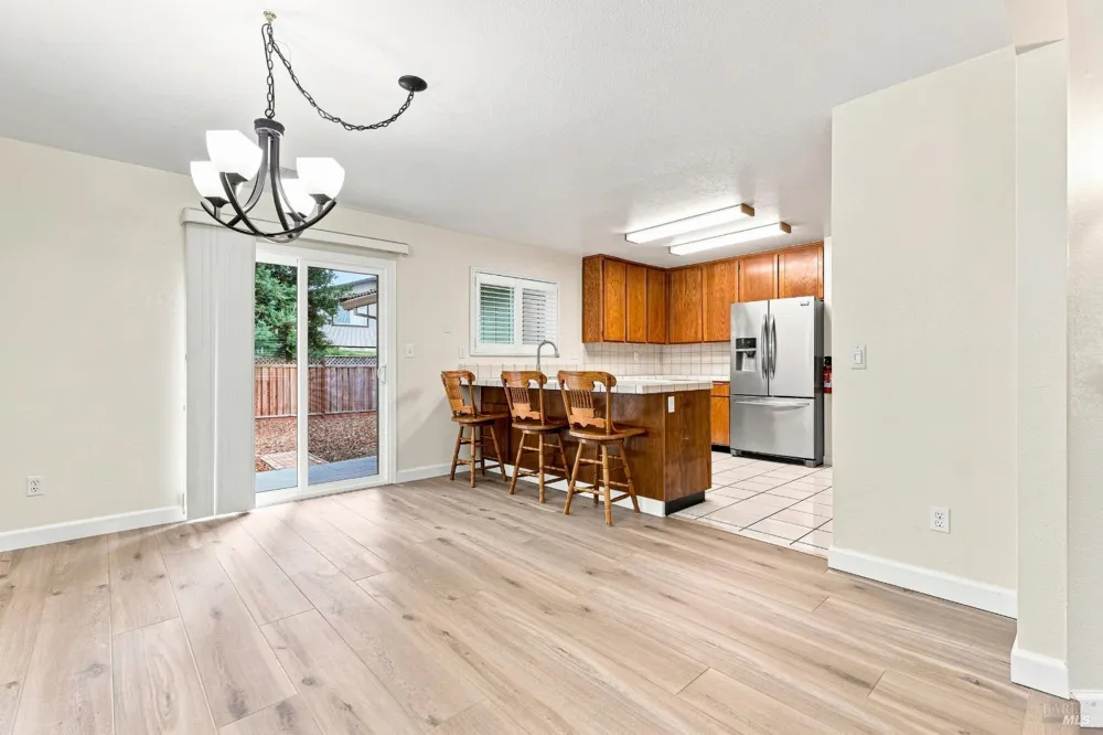 1101 Daniel Drive Petaluma, CA 94954