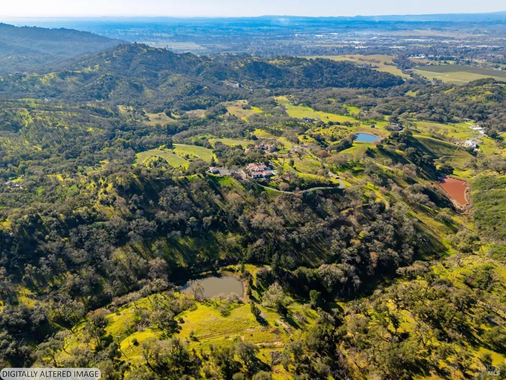 1477 Leslie Road Healdsburg, CA 95448