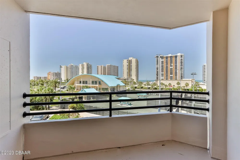 1 Oceans West Boulevard #3A3 Daytona Beach Shores, FL 32118