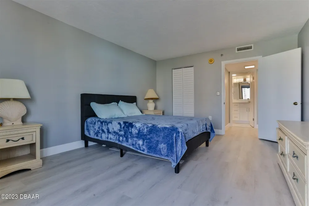 1 Oceans West Boulevard #3A3 Daytona Beach Shores, FL 32118