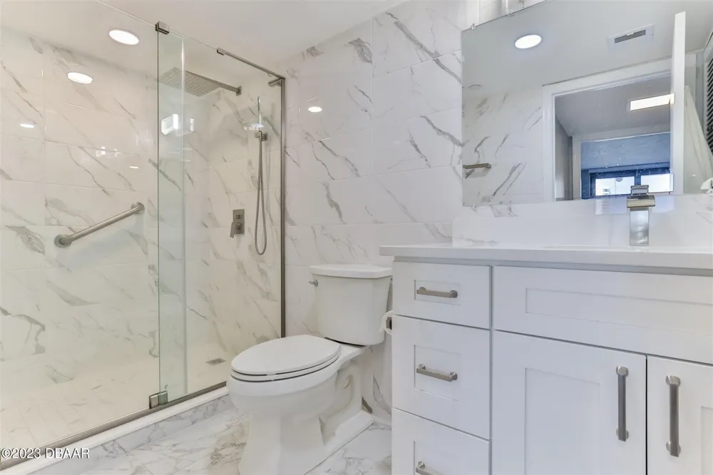 1 Oceans West Boulevard #3A3 Daytona Beach Shores, FL 32118