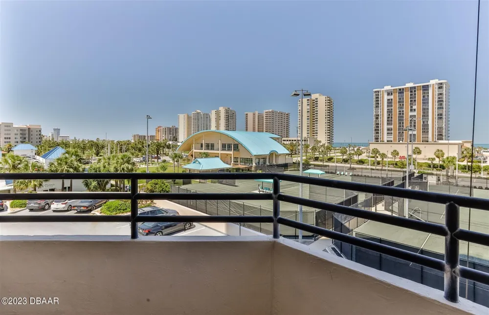 1 Oceans West Boulevard #3A3 Daytona Beach Shores, FL 32118