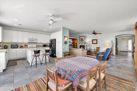 2346 Savanna Way
