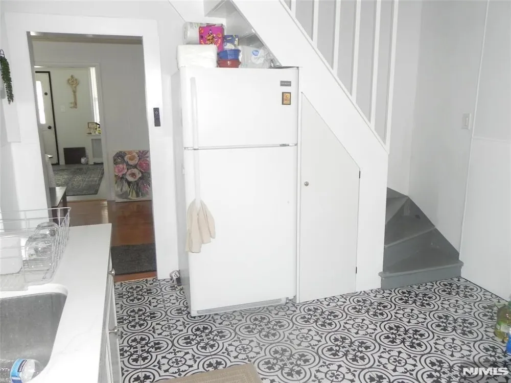 58 MARSHALL AVE Little Ferry, NJ 07643