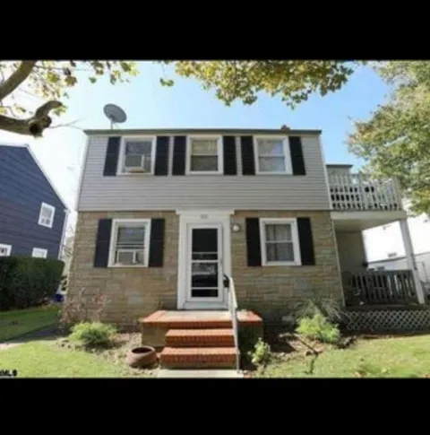 212 N wilson Ave