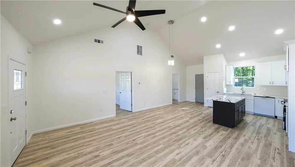 195 Kennedy Estates Road Carrollton, GA 30116