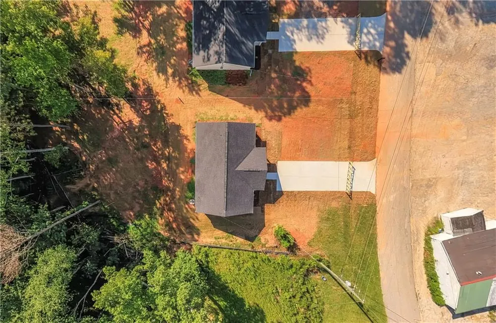 195 Kennedy Estates Road Carrollton, GA 30116