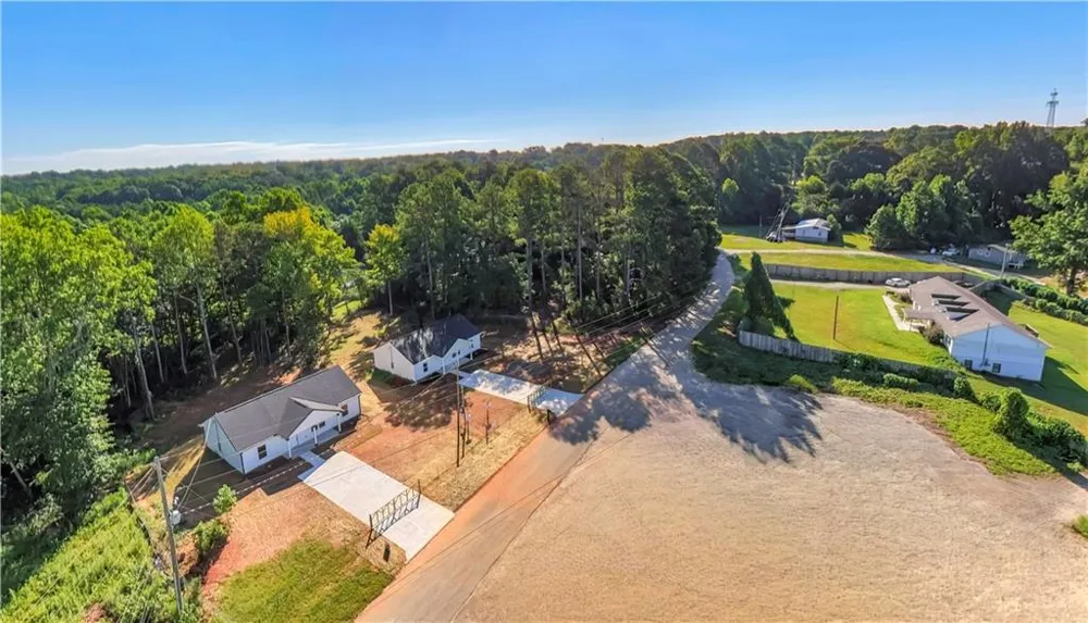 195 Kennedy Estates Road Carrollton, GA 30116