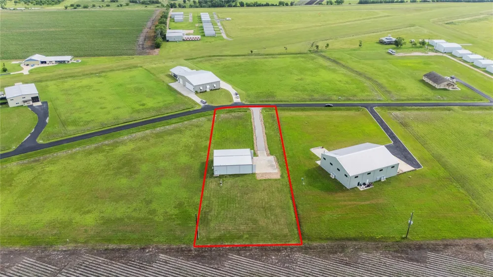 7736 Meteor Drive Sealy, TX 77474