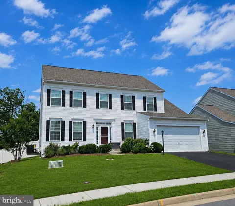 106 BRADLEY COURT