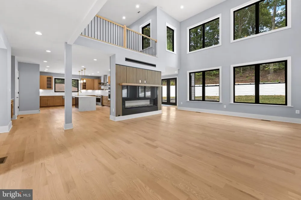 7225 BARRY ROAD Alexandria, VA 22315