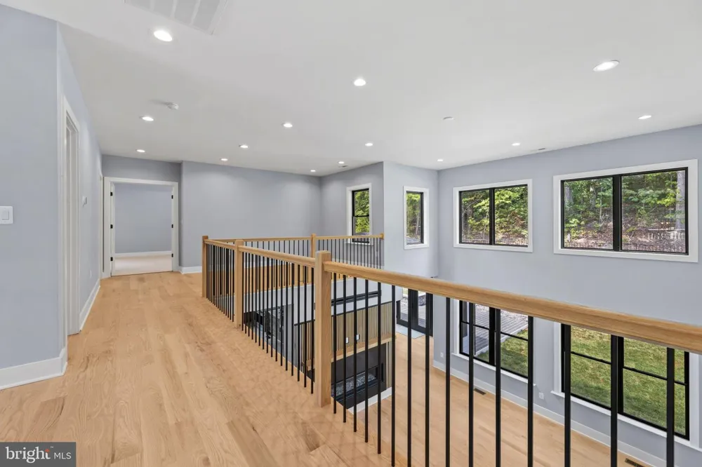 7225 BARRY ROAD Alexandria, VA 22315