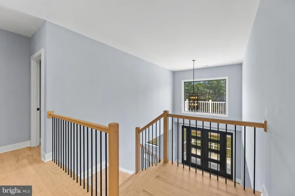 7225 BARRY ROAD Alexandria, VA 22315