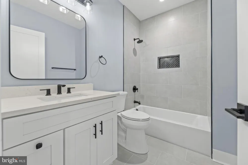 7225 BARRY ROAD Alexandria, VA 22315