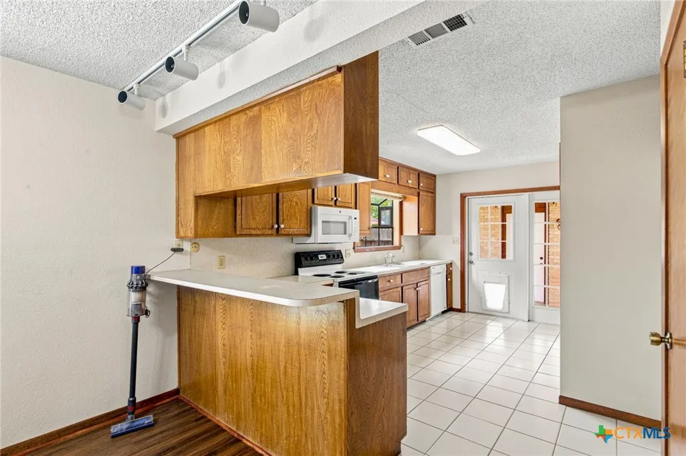 101 Maplewood Drive #7 Victoria, TX 77901