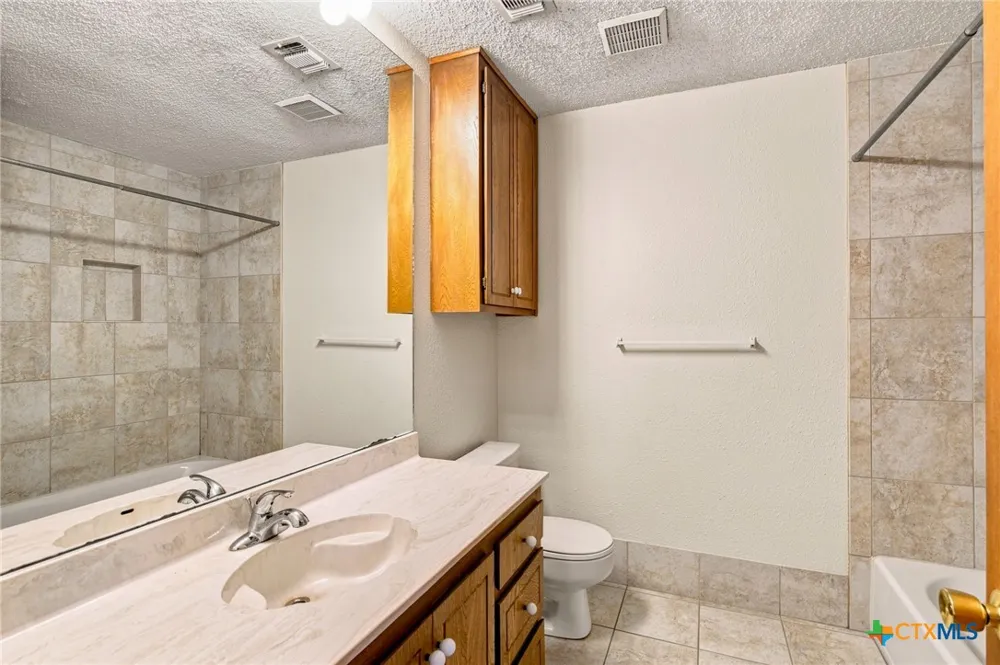 101 Maplewood Drive #7 Victoria, TX 77901